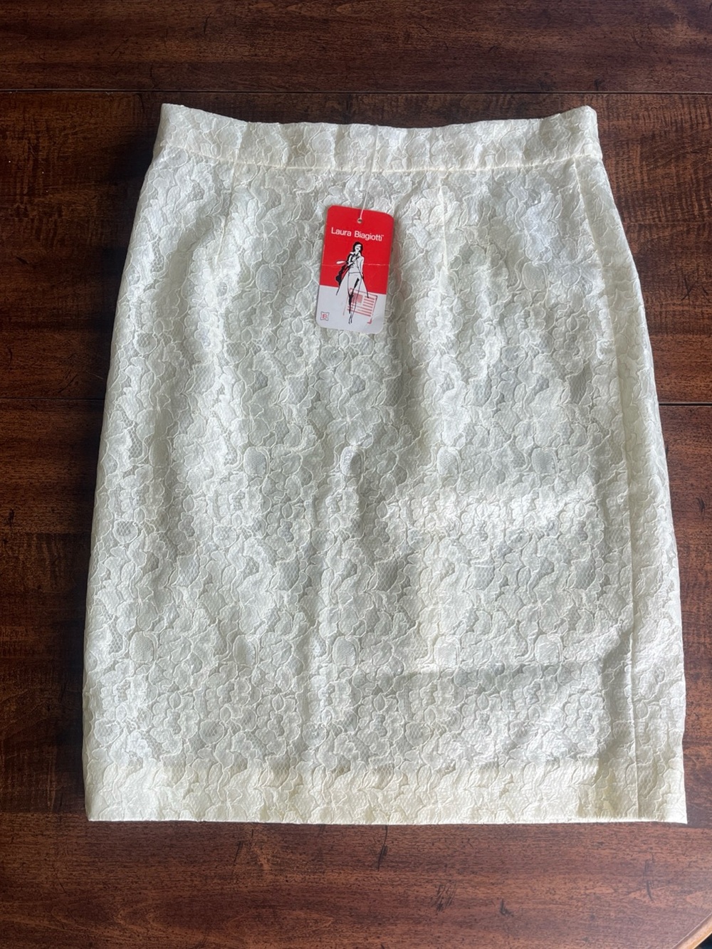 Vintage NWT Laura Biagiotti Italy Ivory Lace Jacquard Pencil Skirt Deadstock 48